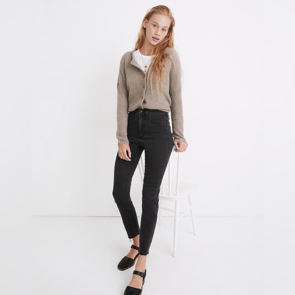Madewell Skinny Jeans in Banberry Wash: Raw-Hem Edition, Size 24 🖤